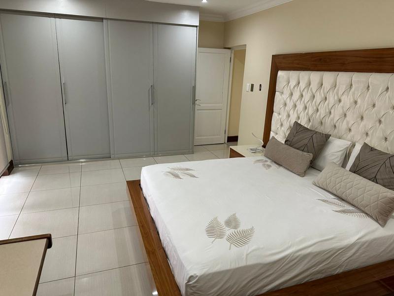 5 Bedroom Property for Sale in Golf View North West